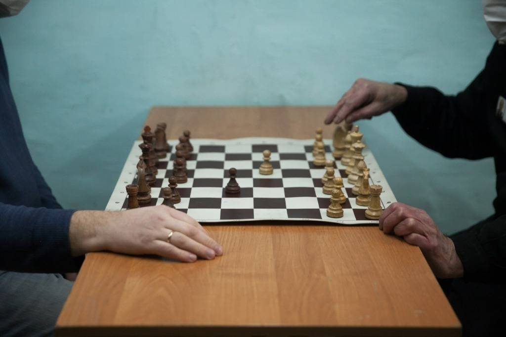 Александр ипатов: "жизнь слишком коротка, чтобы быть только в шахматах"