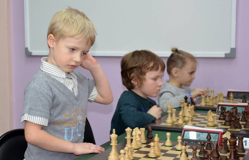 Уроки шахмат для детей: бесплатные видео для домашнего обучения - все курсы онлайн