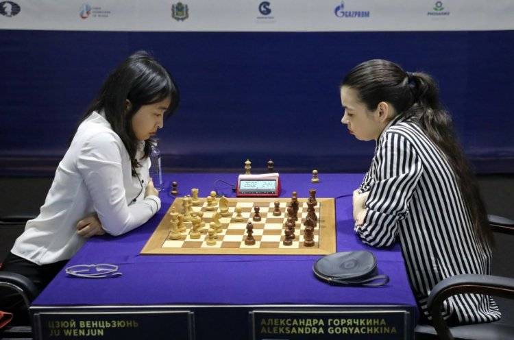 Китаянка цзюй вэньцзюнь переиграла предательницу украины и стала чемпионкой мира