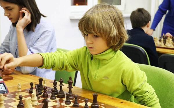 Обучение шахматам для детей и взрослых: обзор лучших онлайн-школ, курсов, youtube-каналов и книг
