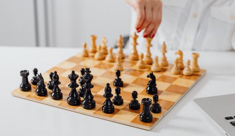 Шахматы для начинающих - шахматная школа trening chess
шахматы для начинающих - шахматная школа trening chess