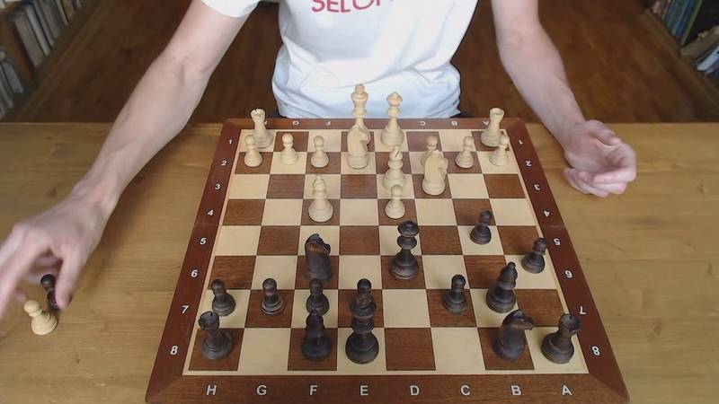 Итальянская партия в шахматах - ловушки за черных и белых