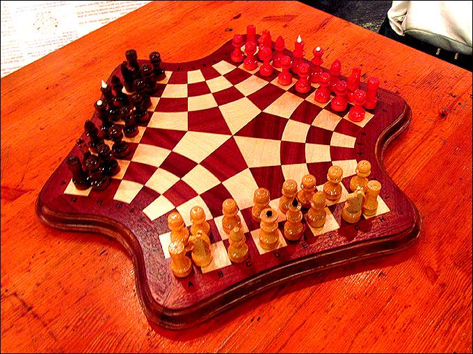 Шахматы на троих - three-man chess - abcdef.wiki