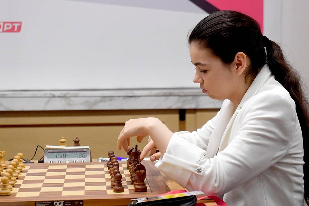 "белая" горячкина | chess-news.ru