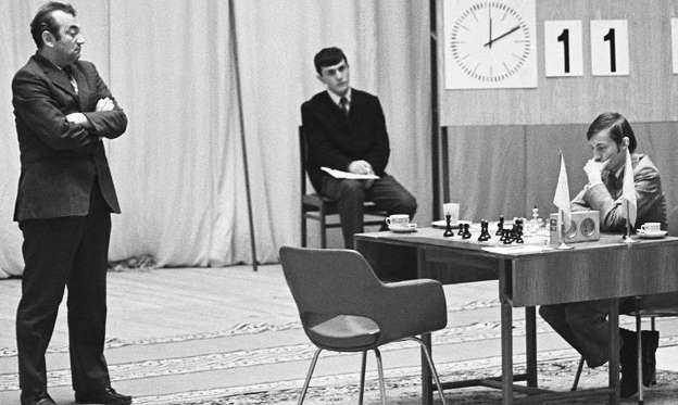 Анатолий Карпов — двенадцатый чемпион мира по шахматам