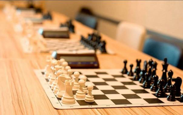 Играть в шахматы онлайн с живыми игроками - шахматы онлайн