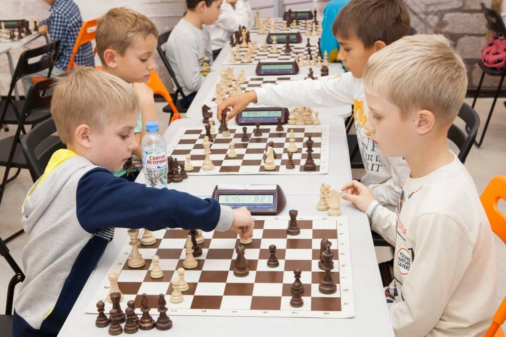 Шахматы: присвоение спортивных разрядов и званий