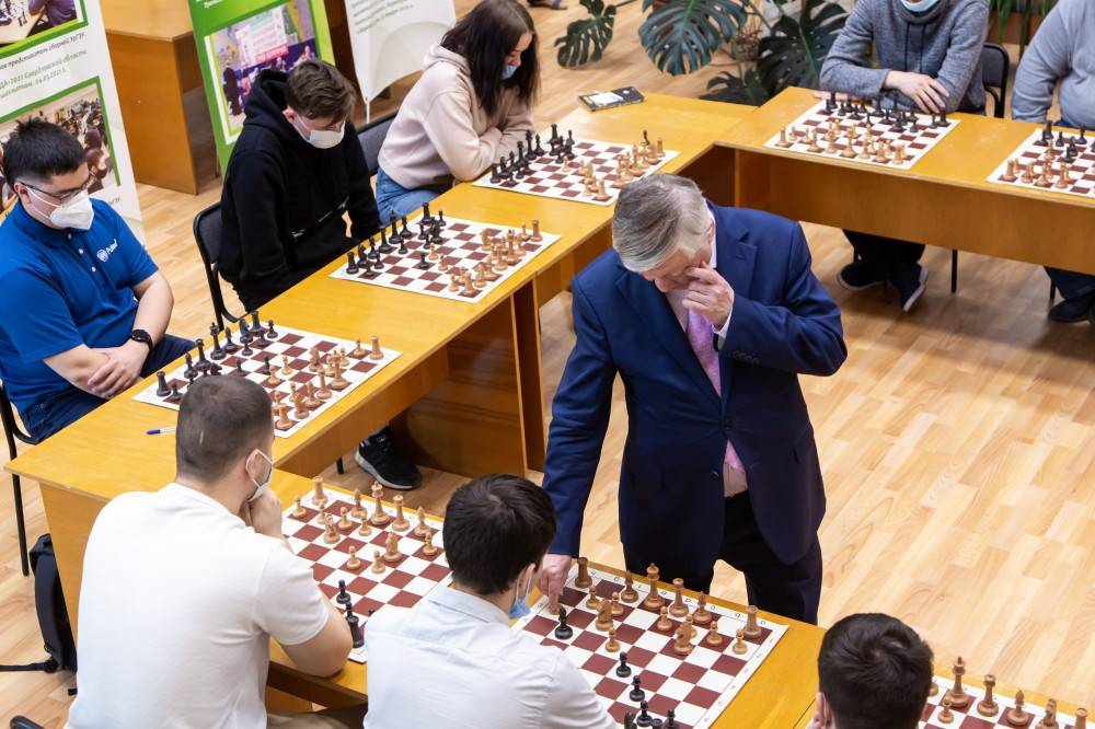 «фишер опасался поражения от карпова»: как 45 лет назад был сорван самый ожидаемый матч за шахматную корону — рт на русском