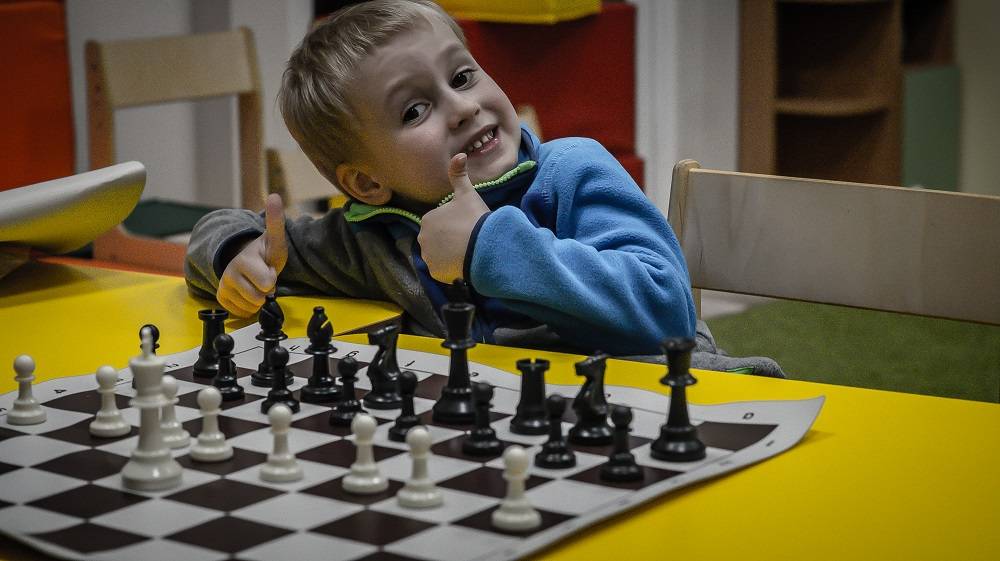 Правила игры в шахматы для начинающих детей