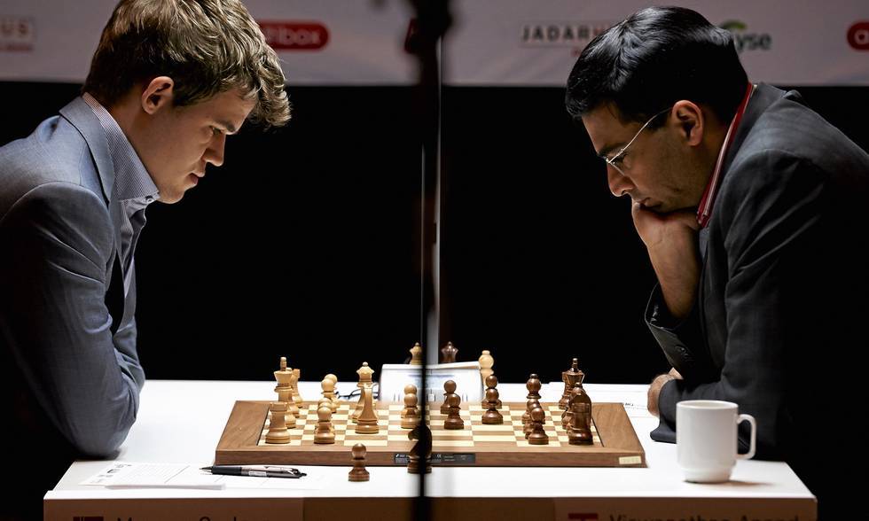 Карлсен против сильнейшей шахматистки