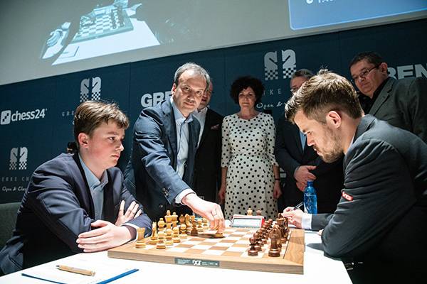 Эр-рияд, блиц: кого и как наказать в партии карлсен - инаркиев? (видео) | chess-news.ru