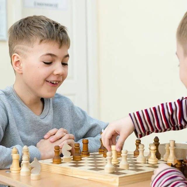 Как можно заинтересовать ребенка шахматами?