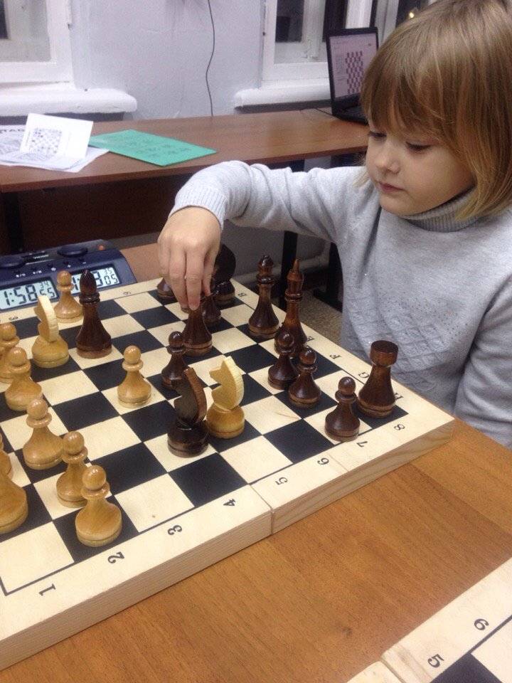 Тимур гареев установил новый мировой рекорд в сеансе вслепую (фото, партии) | chess-news.ru