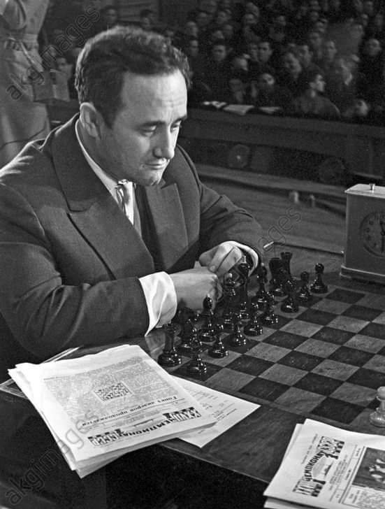 Давид бронштейн - биография шахматиста, партии, фото