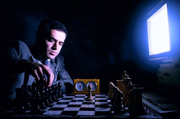 Вчера шахматы изменились навсегда. проект google - искусственный интеллект alphazero разгромил сильнейший по рейтингу шахматный движок / news2.ru
