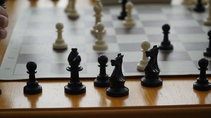 Где лучше смотреть онлайн трансляции шахмат?