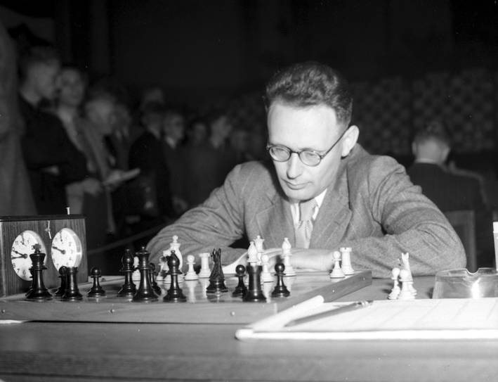 Михаил Ботвинник — 6-й чемпион мира по шахматам
