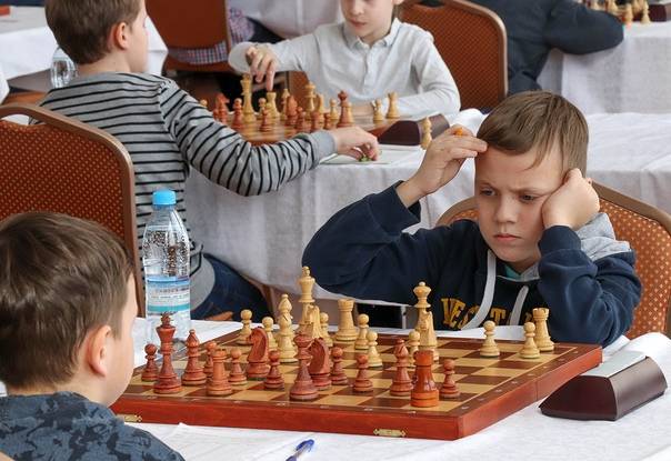 Что развивает игра в шахматы: польза для детей и взрослых