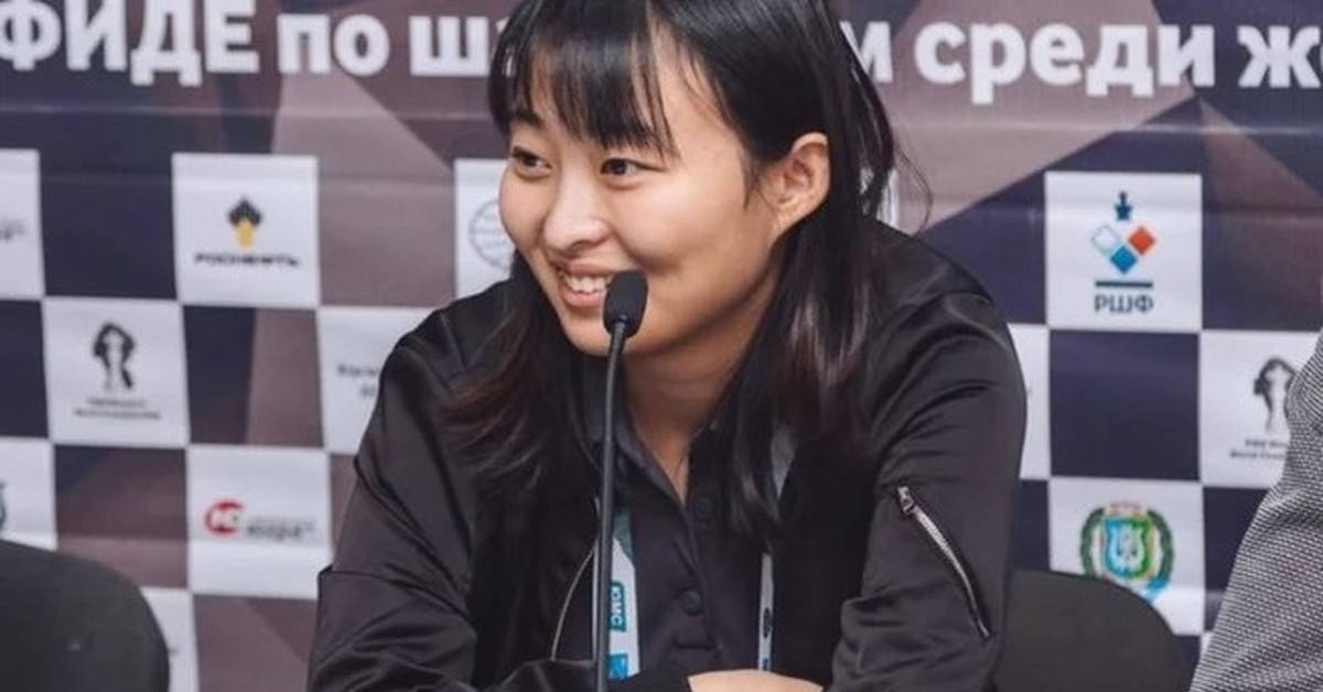 Вера менчик — первая чемпионка мира по шахматам