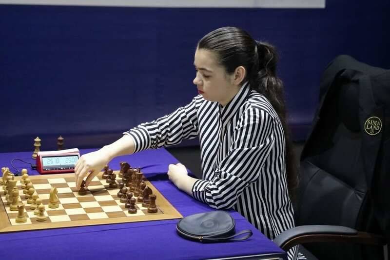 Пловчиха, шахматистка и курильщица: легендарную украинскую чемпионку вновь знаменитой сделал google | интересные новости
