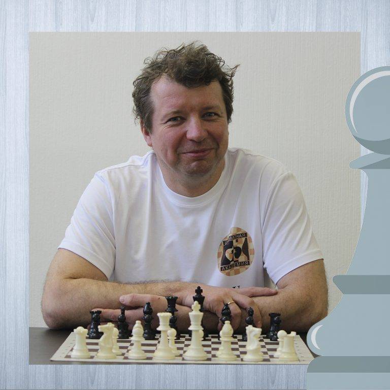 Дин лижэнь — сильнейший шахматист поднебесной
